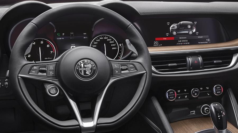 Панель приборов Alfa Romeo Stelvio (949) 2017 года  (WW) (фото 104 из 114)